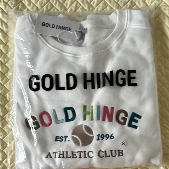 Gold Hinge Women's Athletic Club White Sweatshirt - Picture 1 of 1